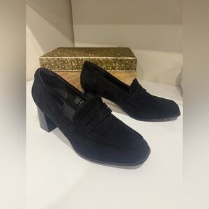 Ardene Elegant Black Women's Loafers size 10